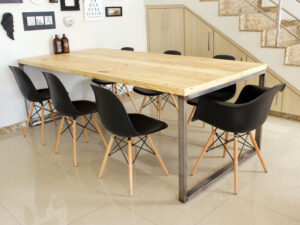 Read more about the article Por que usar uma mesa de Metalon na decoração rústica